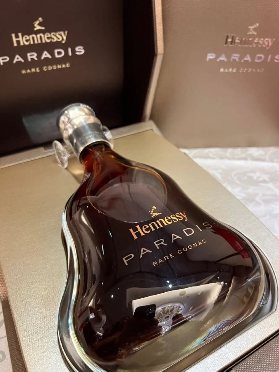 Hennessy Paradis decanter in its presentation case